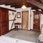 Adrihof A Riquewihr, Cour De L'abbaye D'autrey