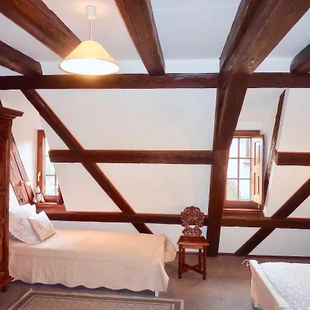 Bed and Breakfast Adrihof A Riquewihr, Cour De L'abbaye D'autrey Ρικβίρ