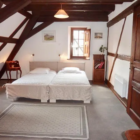 Bed and Breakfast Adrihof A Riquewihr, Cour De L'abbaye D'autrey