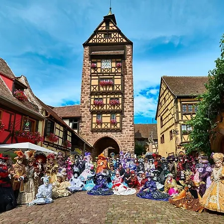Adrihof A Riquewihr, Cour De L'abbaye D'autrey Bed & Breakfast *