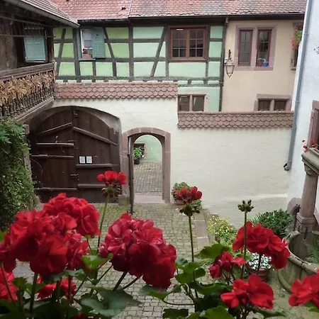 Adrihof A Riquewihr, Cour De L'abbaye D'autrey Bed and Breakfast 3*
