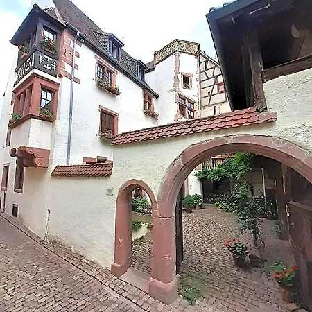 Panzió Adrihof A Riquewihr, Cour De L'abbaye D'autrey Riquewihr