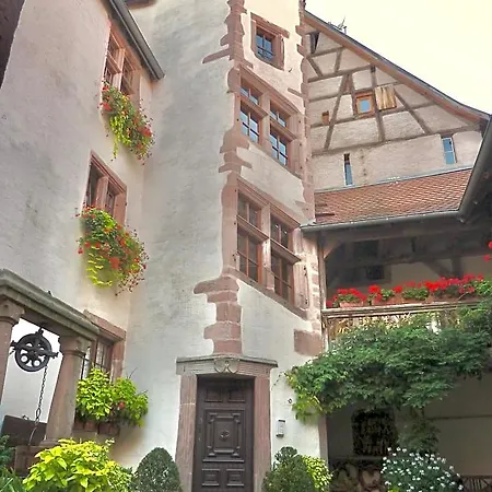 Panzió Adrihof A Riquewihr, Cour De L'abbaye D'autrey