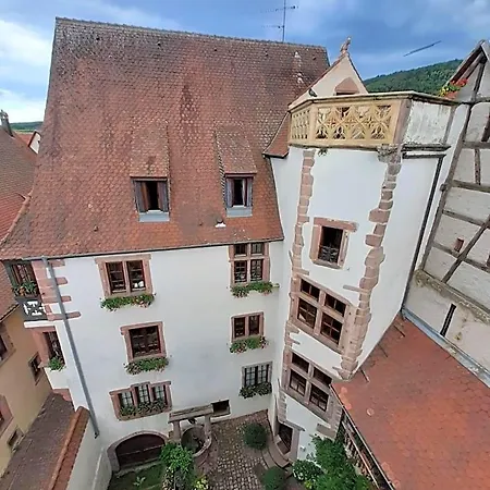 Panzió Adrihof A Riquewihr, Cour De L'abbaye D'autrey 3*