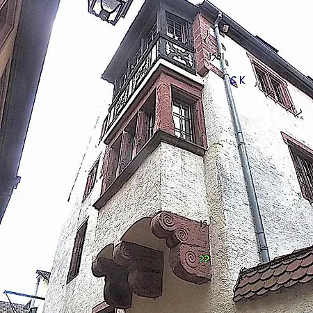 Panzió Adrihof A Riquewihr, Cour De L'abbaye D'autrey 3*