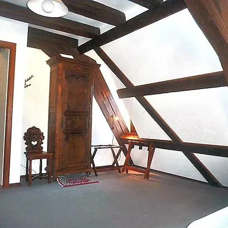 Frühstückspension Chambre D'Hotes Adrihof A La Cour De L'Abbaye D'Autrey