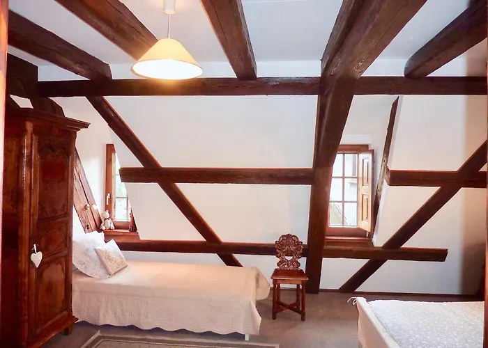 ベッド・アンド・ブレックファスト Adrihof A Riquewihr, Cour De L'abbaye D'autrey リクヴィール