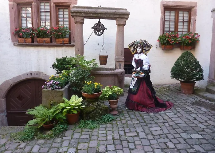 ベッド・アンド・ブレックファスト Adrihof A Riquewihr, Cour De L'abbaye D'autrey 3*