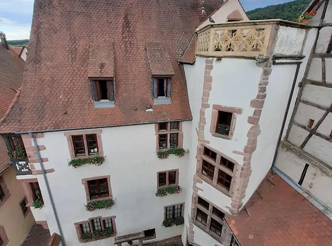 Adrihof A Riquewihr, Cour De L'abbaye D'autrey
